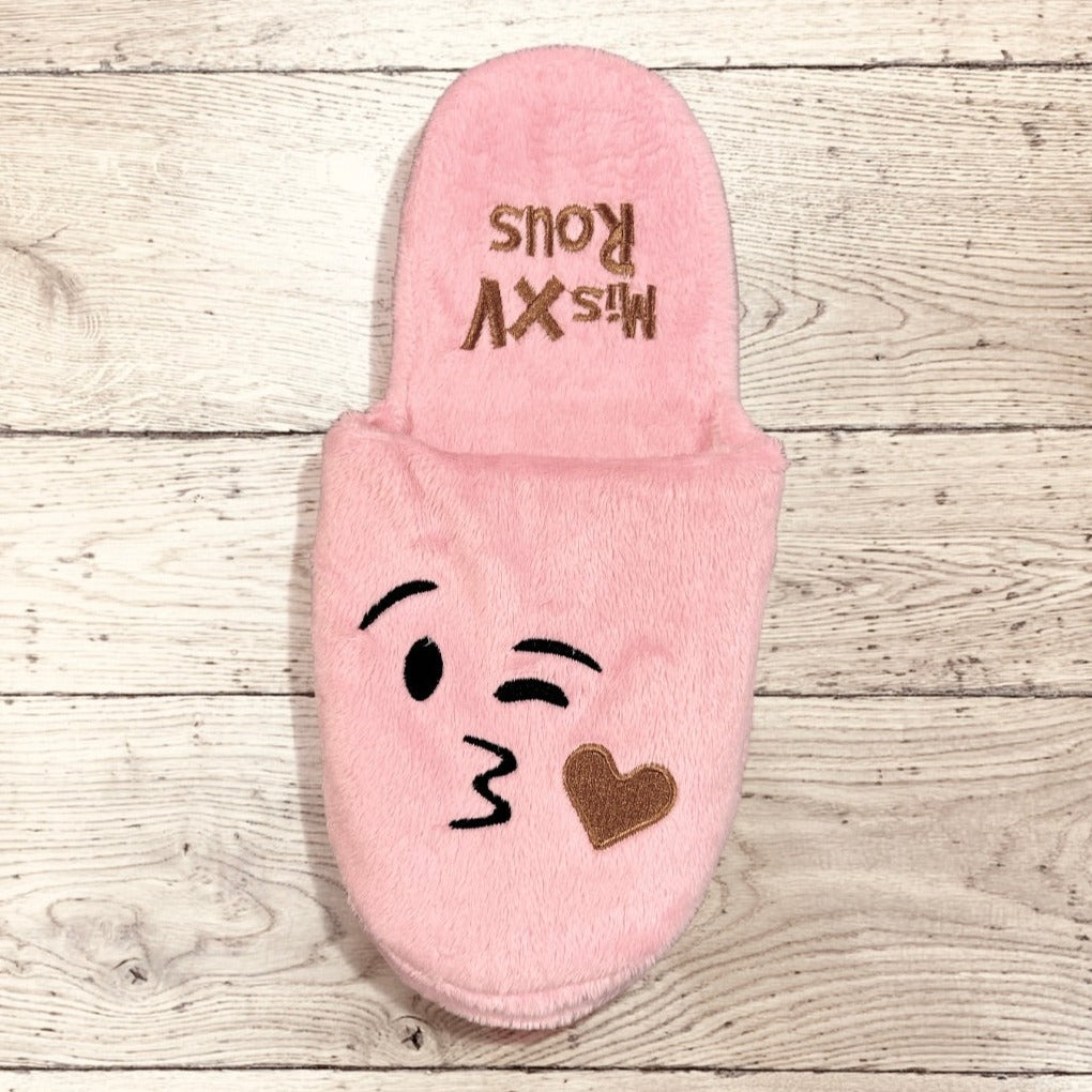 Pantuflas CARITAS (desde 50 pz)