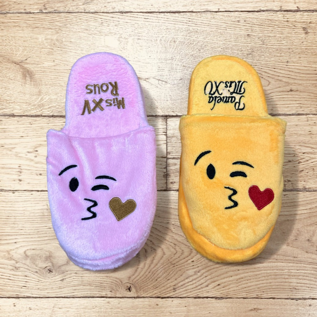 Pantuflas CARITAS (desde 50 pz)