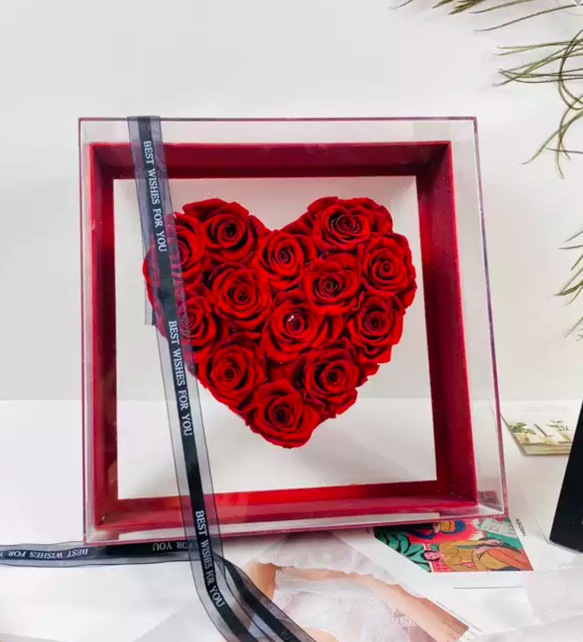 CORAZÓN - Estuche de lujo con Tapa de Acrílico 2 tamaños/ 1pz (No incluye flores)