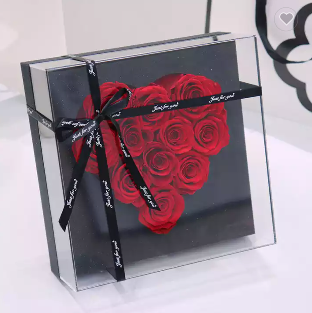CORAZÓN - Estuche de lujo con Tapa de Acrílico 2 tamaños/ 1pz (No incluye flores)