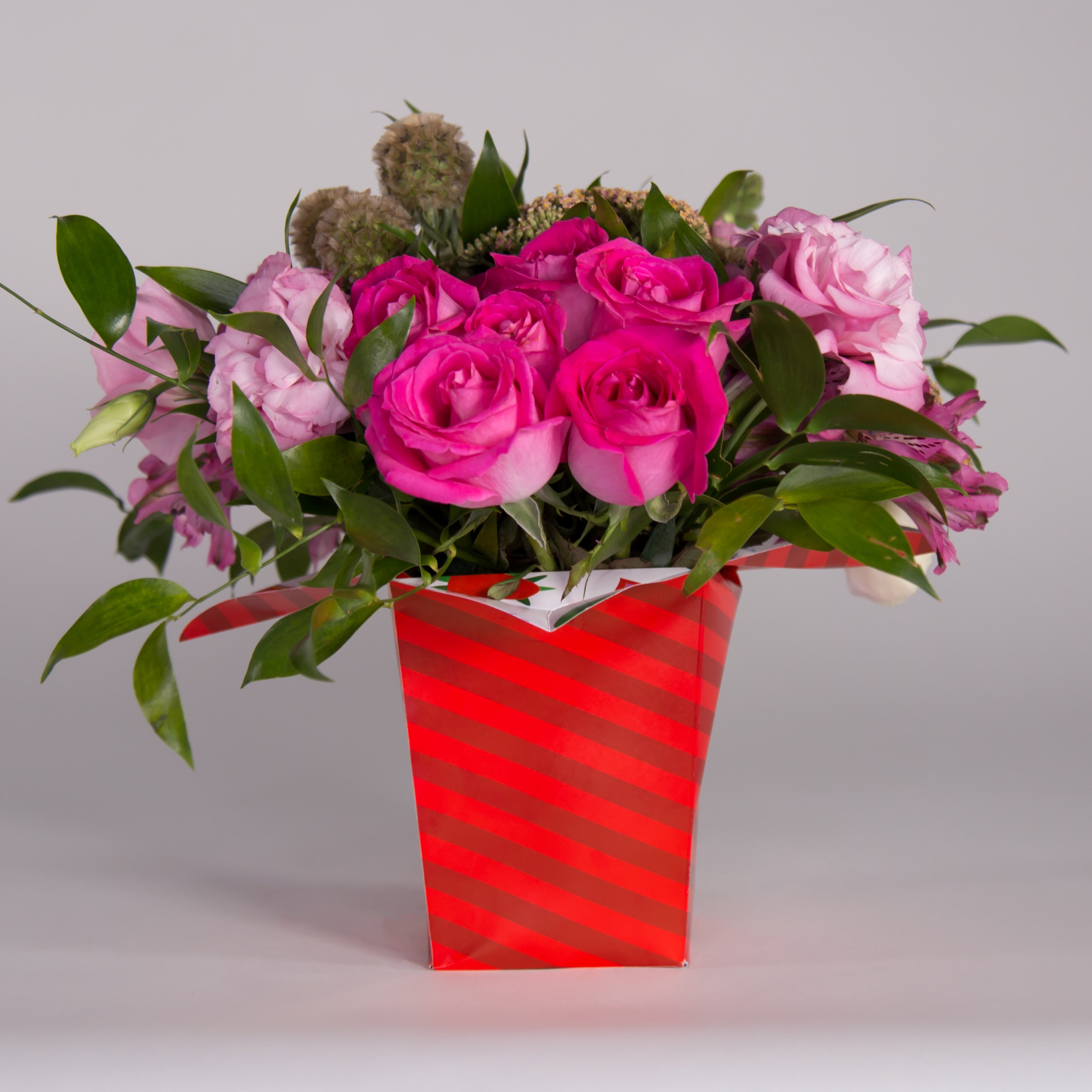 Florero Ecológico FLOR DE LYS / Precio Paq. 10pz (No incluye flores)