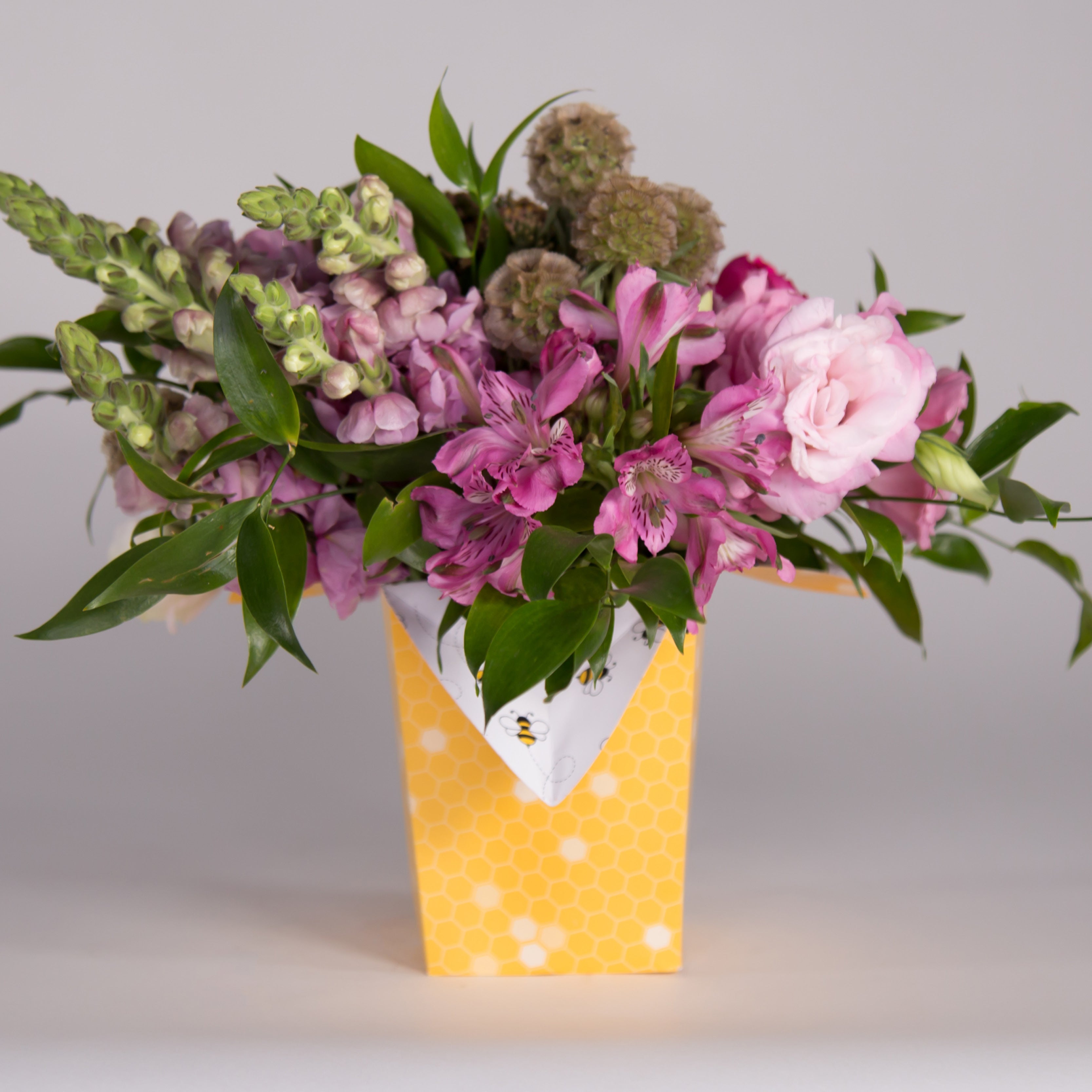 Florero Ecológico FLOR DE LYS / Precio Paq. 10pz (No incluye flores)